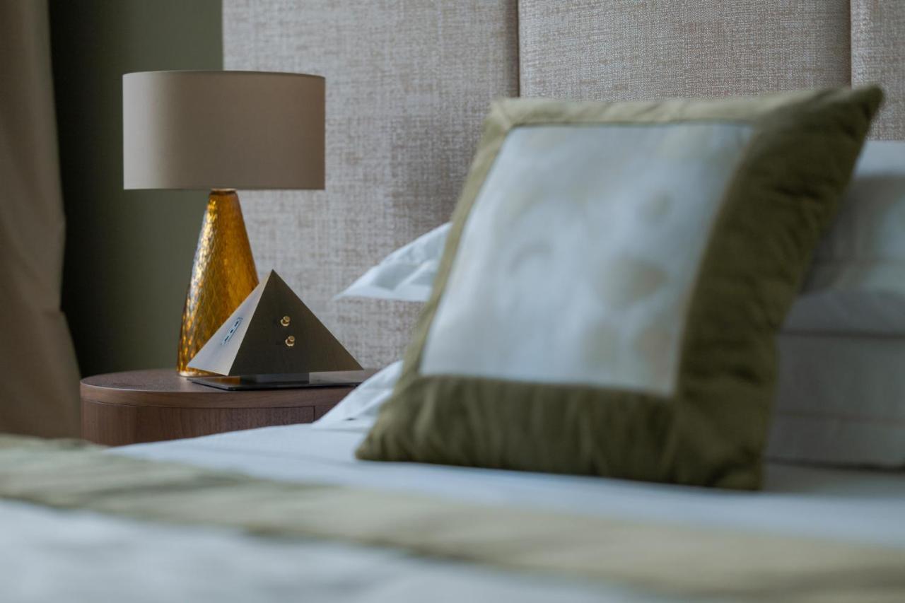 - Palazzo Signoria Luxury 1-biancone *